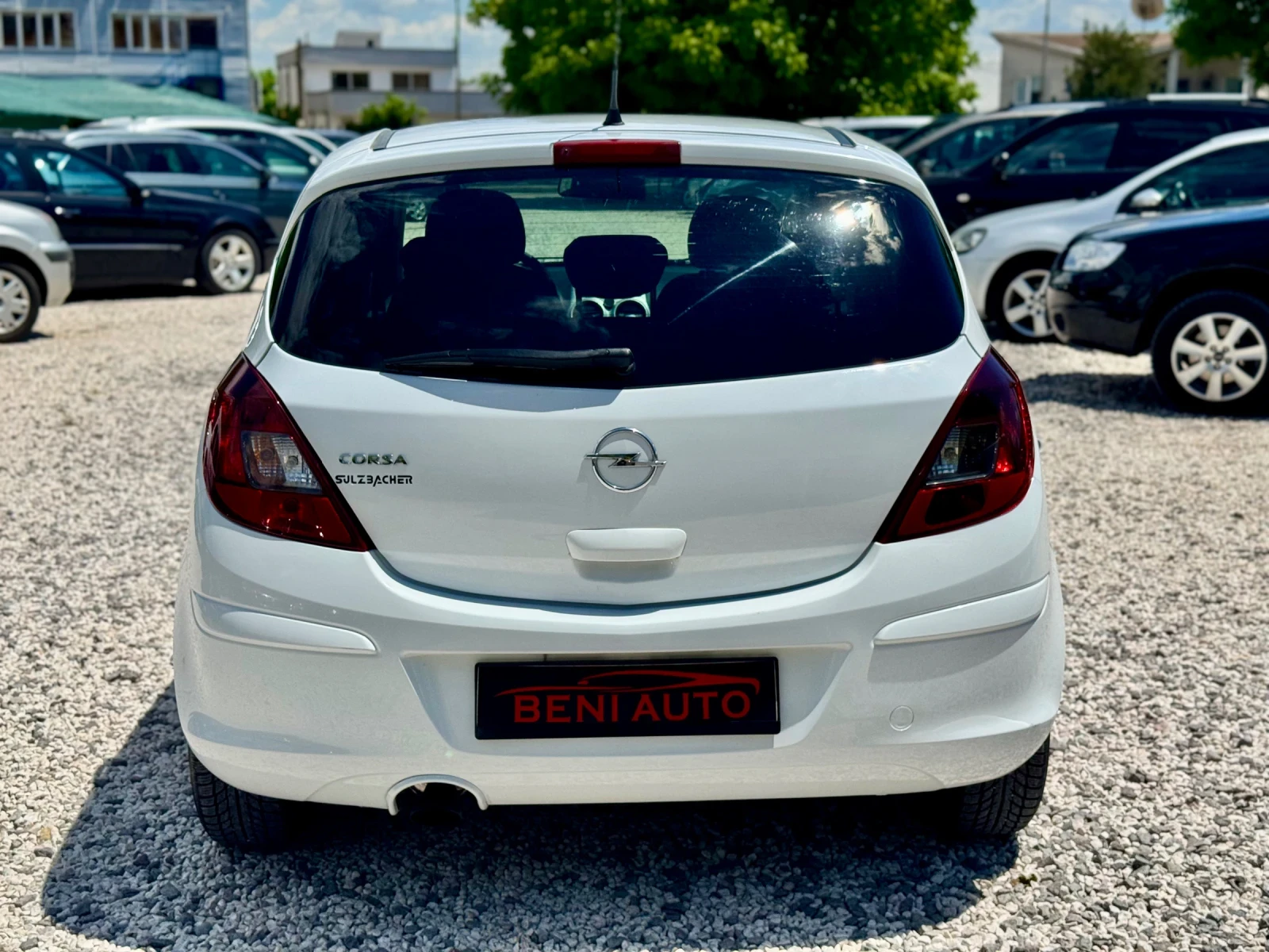 Opel Corsa 1.4i-90кс, снимка 5 - Автомобили и джипове - 54711004
