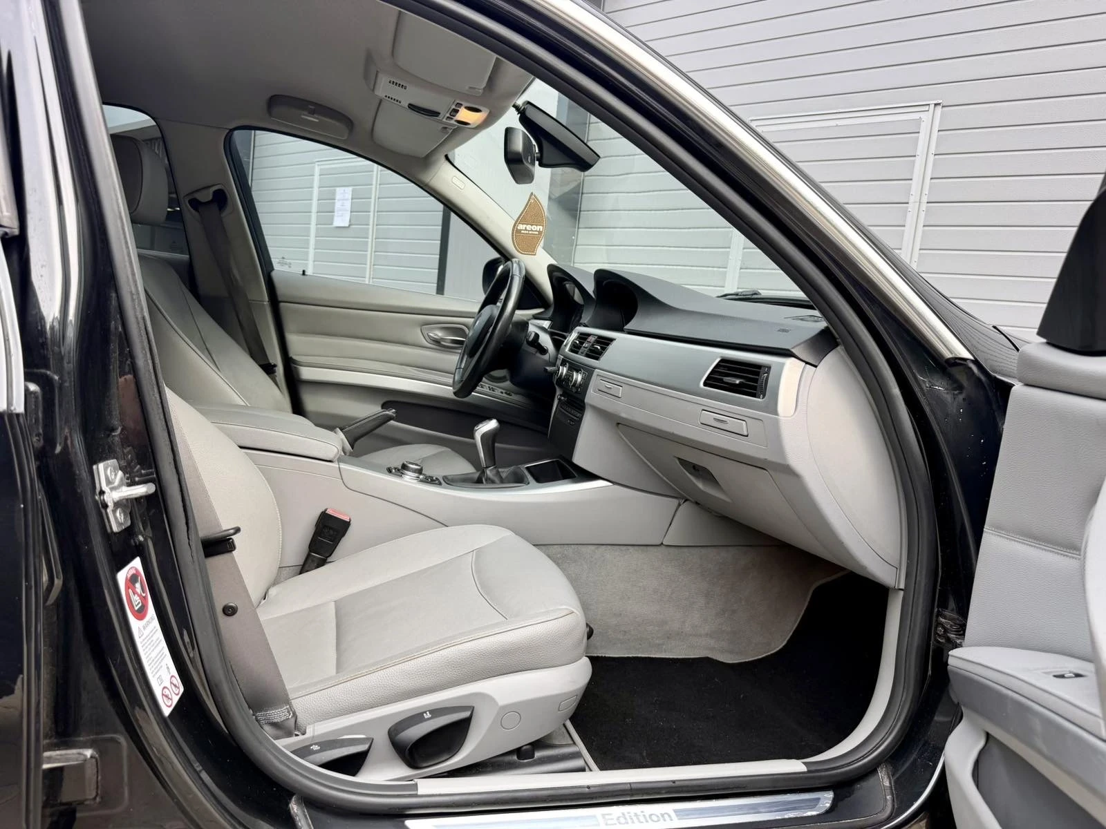 BMW 330, снимка 8 - Автомобили и джипове - 54817481