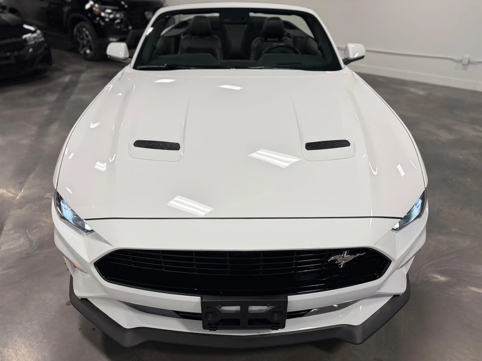 Ford Mustang GT PREMIUM / КАБРИО / CARFAX, снимка 2 - Автомобили и джипове - 54894945