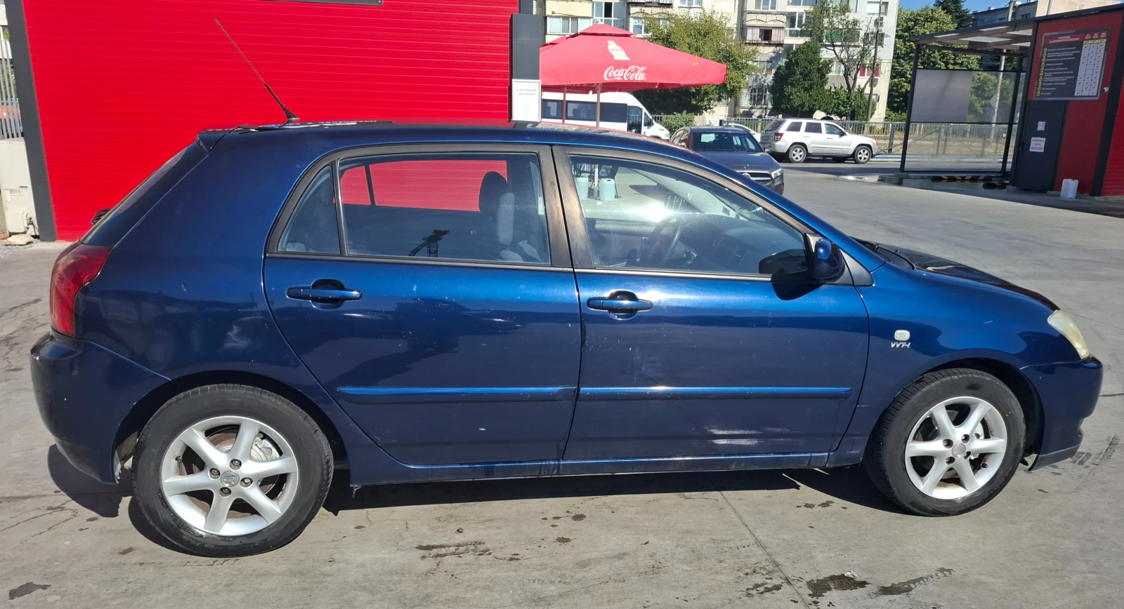 Toyota Corolla 1.4i , снимка 2 - Автомобили и джипове - 54919143