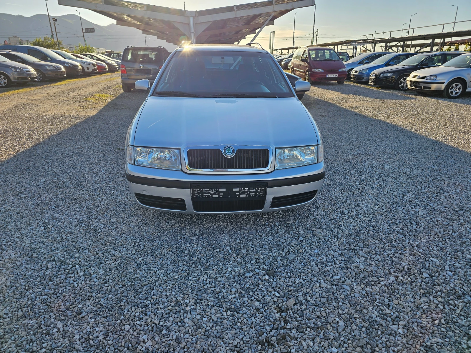 Skoda Octavia 1.9 TDI 101kc .175000km , снимка 2 - Автомобили и джипове - 54936363