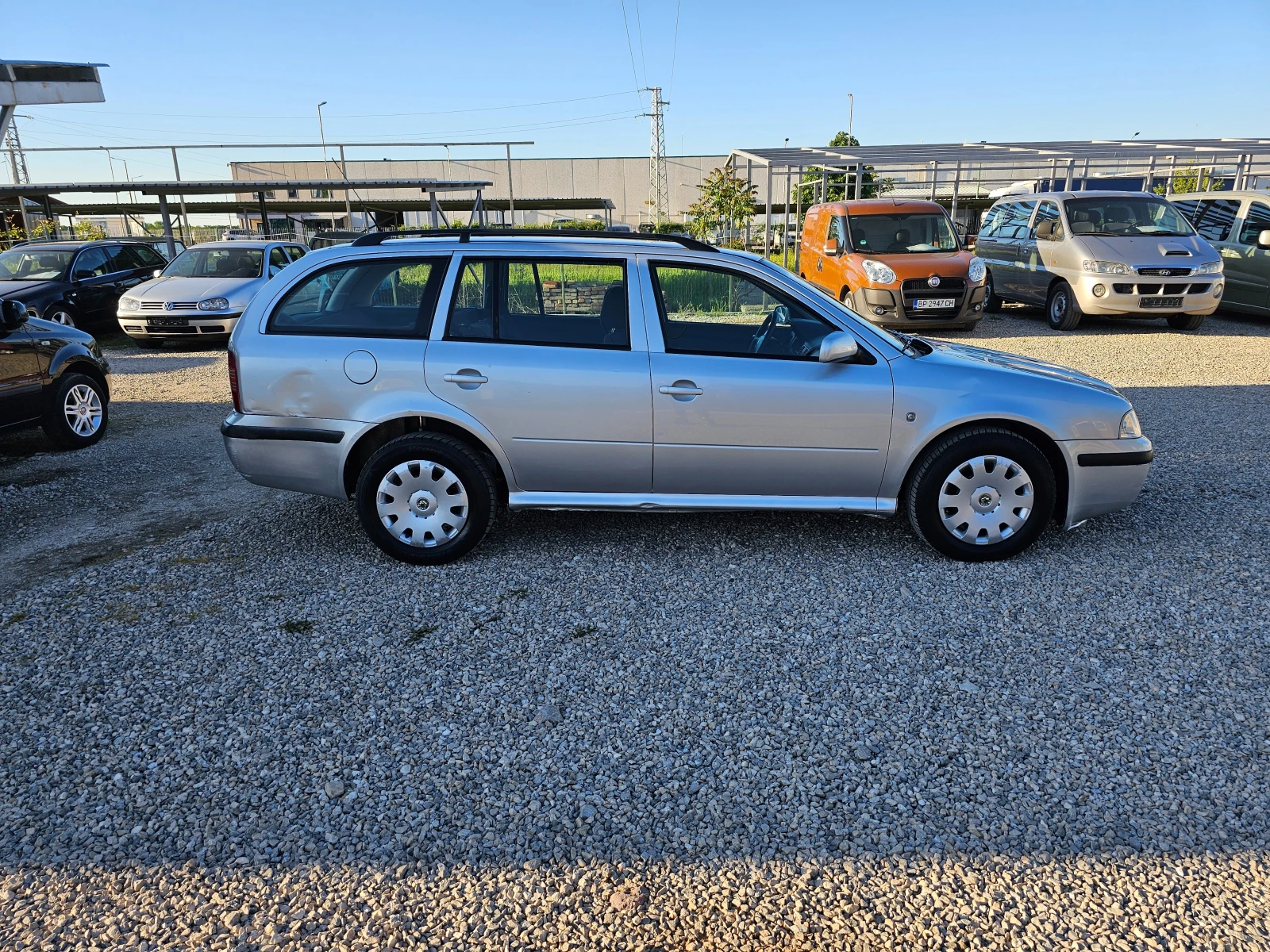 Skoda Octavia 1.9 TDI 101kc .175000km , снимка 4 - Автомобили и джипове - 54936363