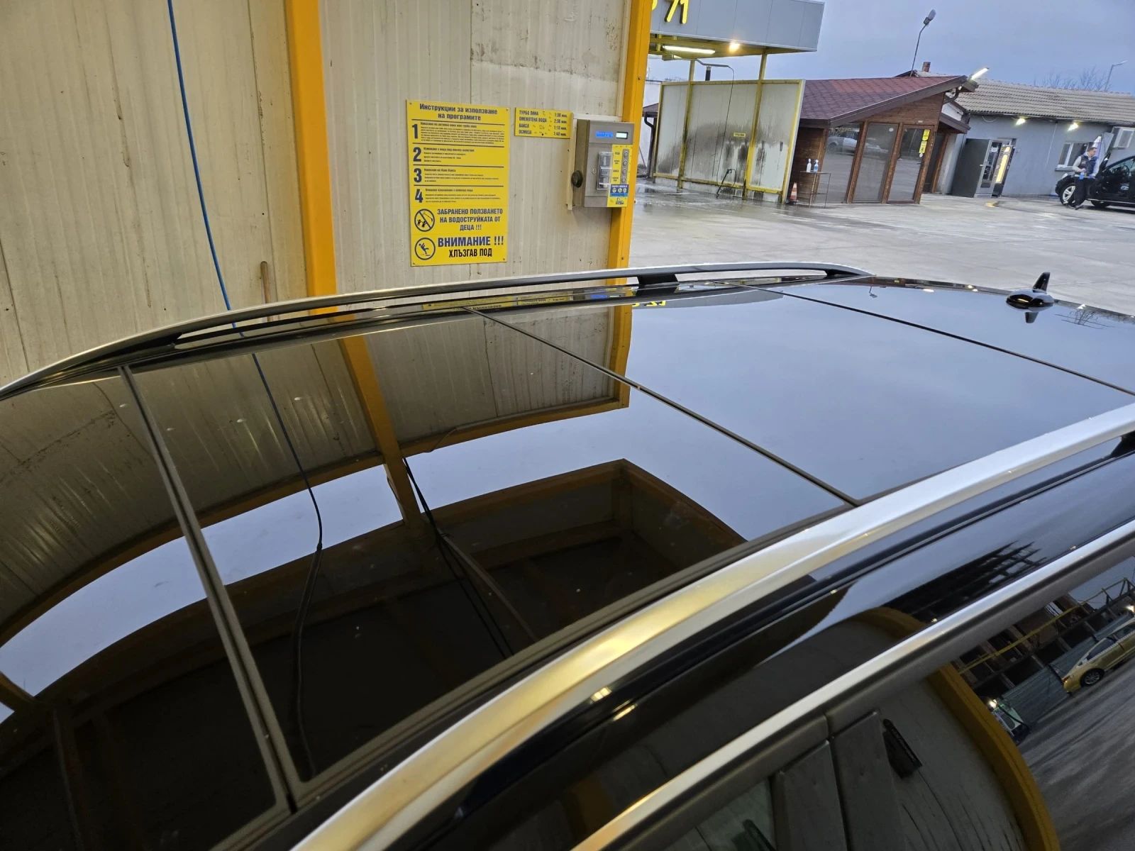 Mercedes-Benz E 220 Обслужен Масаж печка Full LED, снимка 13 - Автомобили и джипове - 55169424