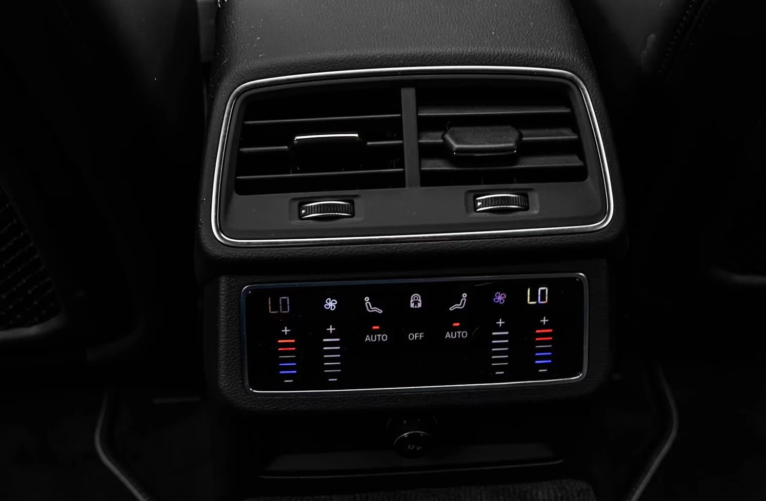 Audi A7 40TDI/204HP/2XS-LINE/BLACK/PANO/360/KLESS/583z, снимка 16 - Автомобили и джипове - 55233948
