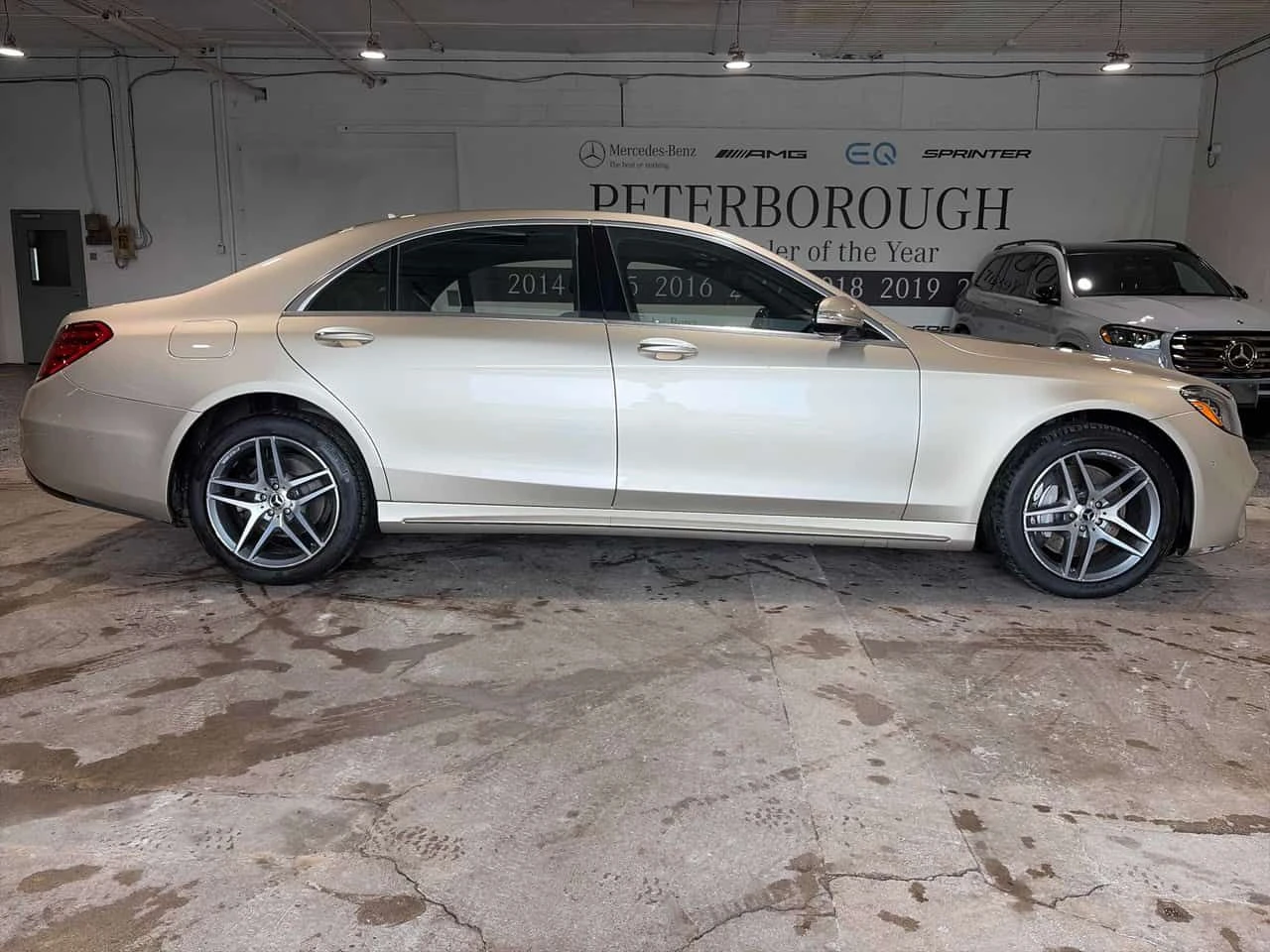 Mercedes-Benz S 560 * CARFAX * ��������� * ��������� * 360 ������ *  | Mobile.bg � ����������� 3