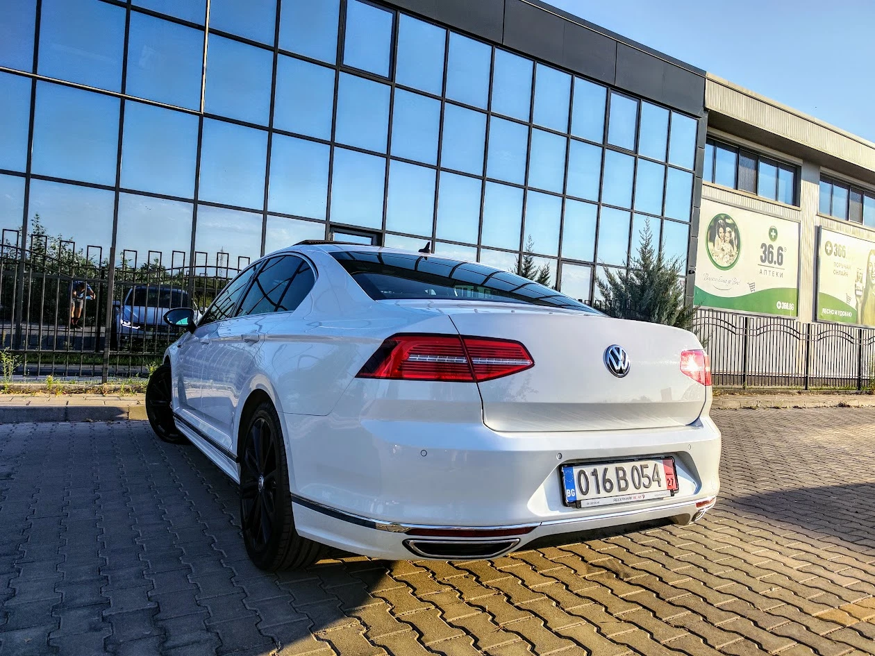 VW Passat * 2.0 TDI* 3 x R Line* 4-MOTION* HIGHLINE* FULL, снимка 4 - Автомобили и джипове - 55730628
