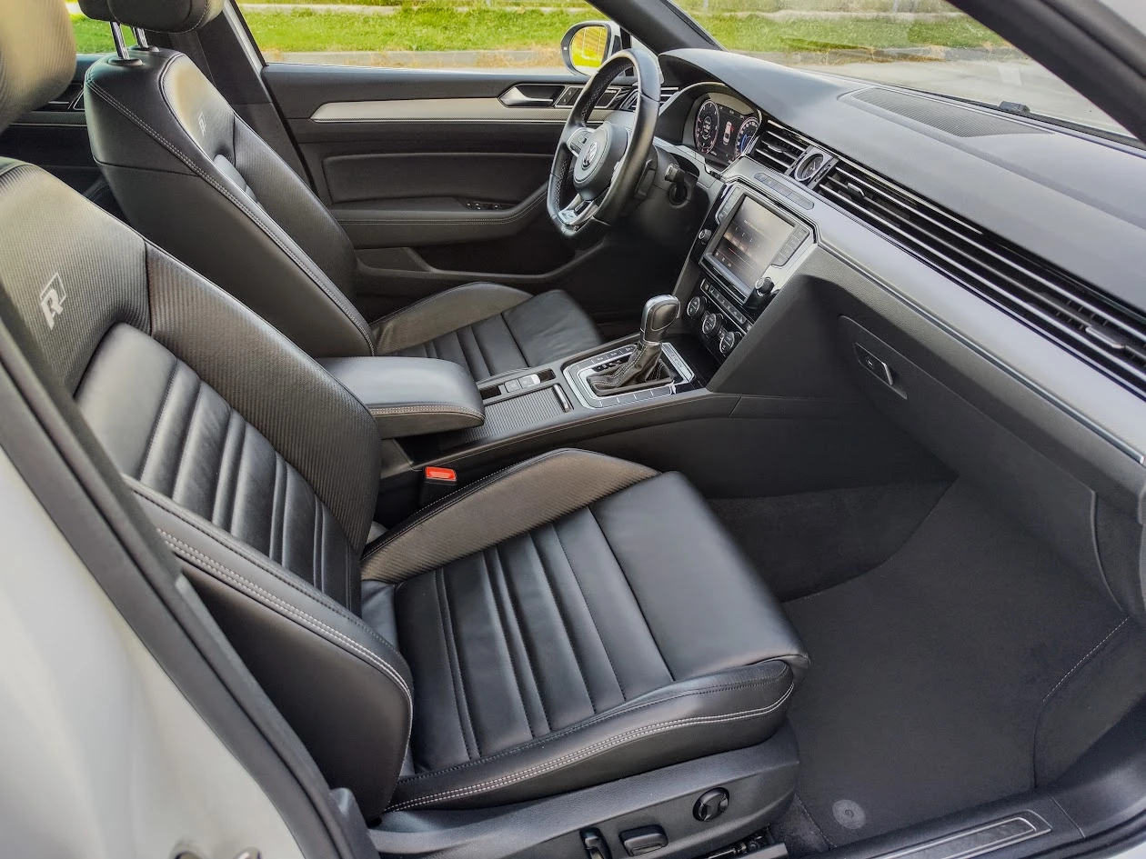 VW Passat * 2.0 TDI* 3 x R Line* 4-MOTION* HIGHLINE* FULL, снимка 12 - Автомобили и джипове - 55730628