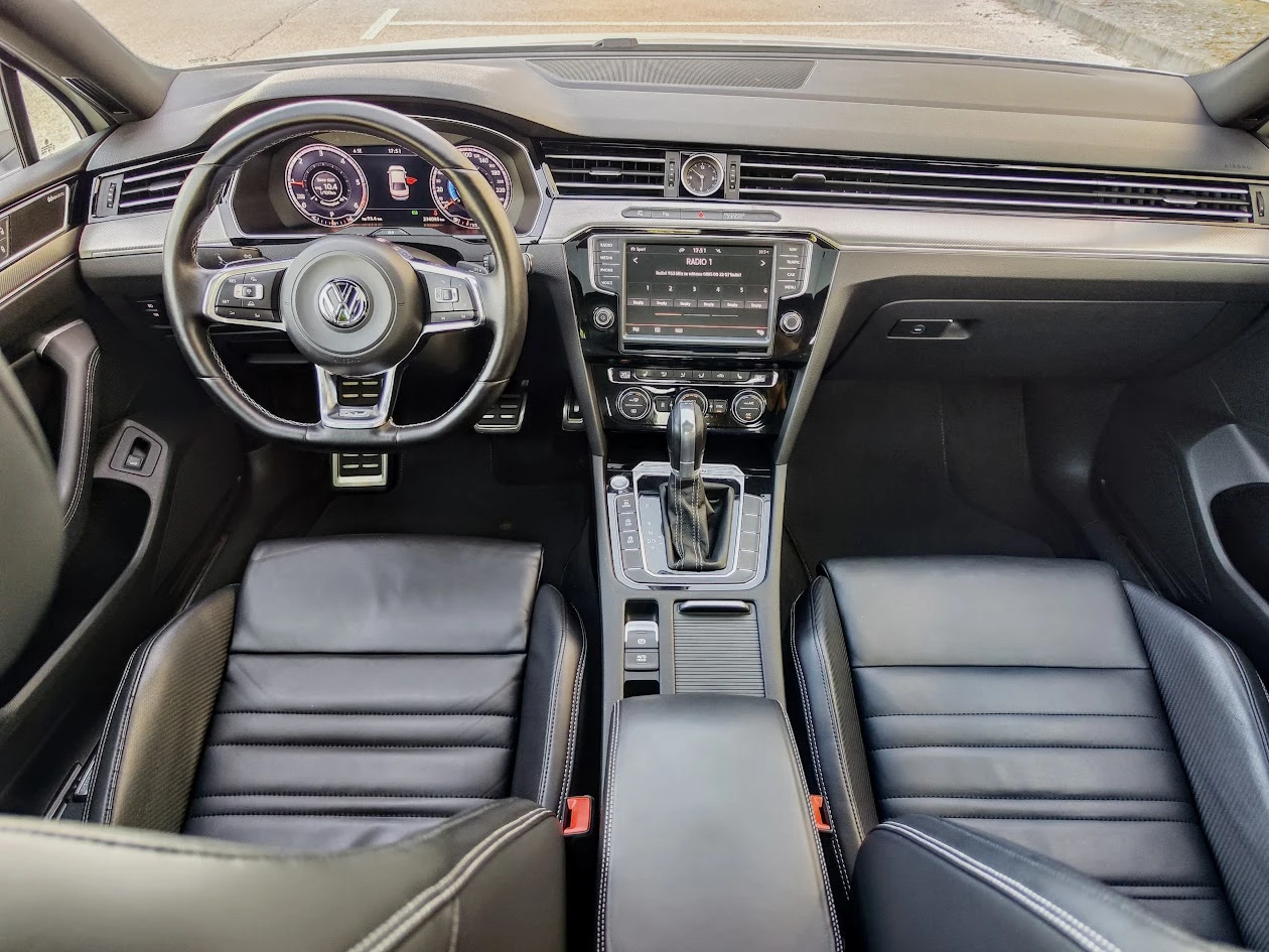 VW Passat * 2.0 TDI* 3 x R Line* 4-MOTION* HIGHLINE* FULL, снимка 14 - Автомобили и джипове - 55730628