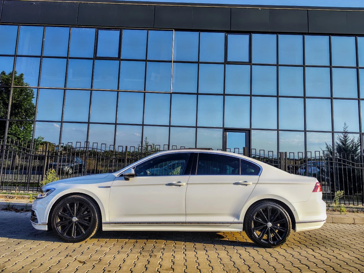 VW Passat * 2.0 TDI* 3 x R Line* 4-MOTION* HIGHLINE* FULL, снимка 7 - Автомобили и джипове - 55730628