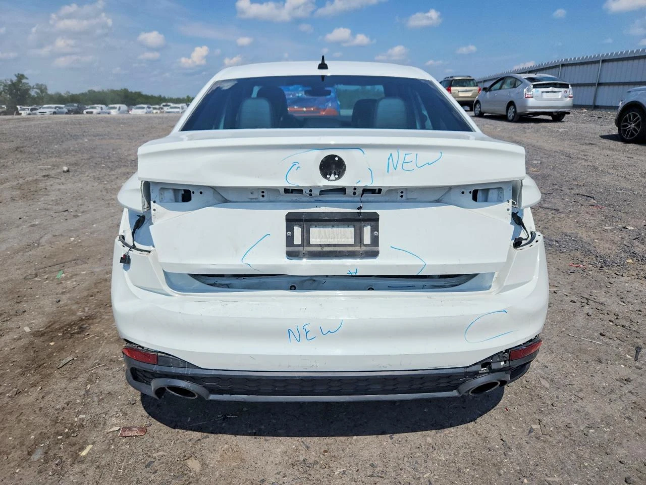 VW Jetta GLI* AUTOBAHN* КОЖА* ДИГИТАЛ, снимка 6 - Автомобили и джипове - 56026037