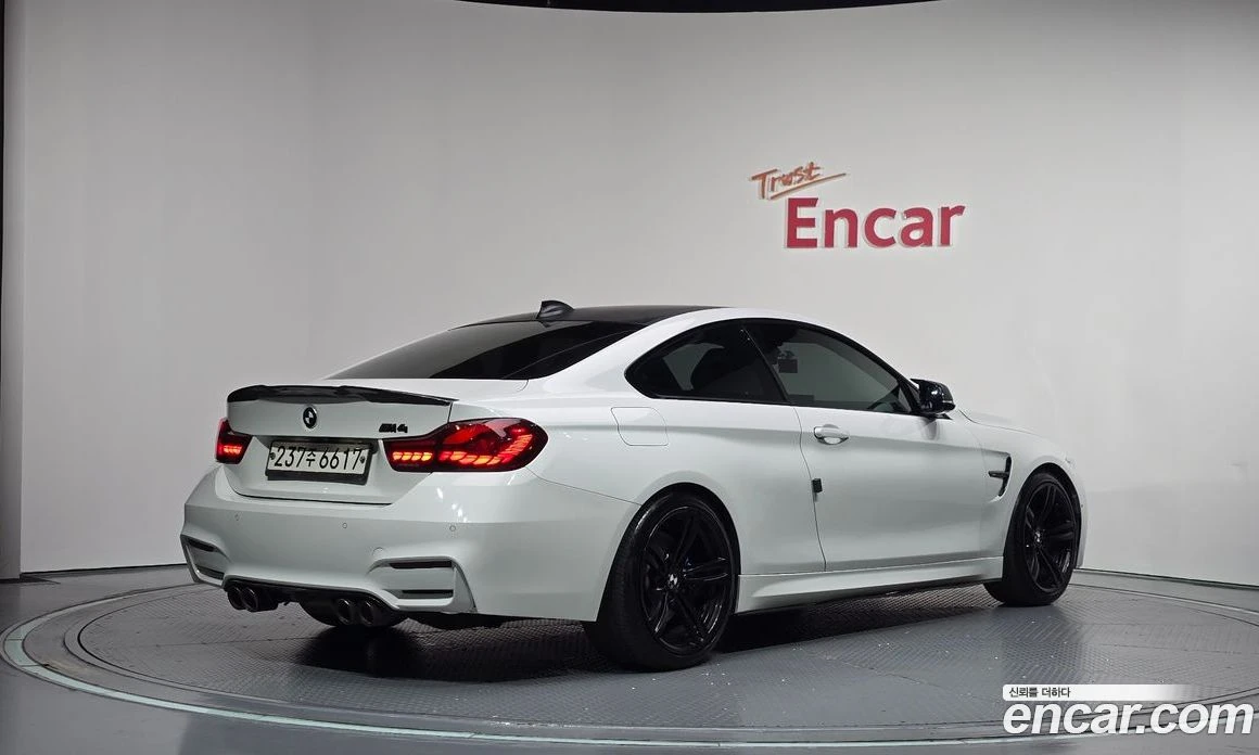 BMW 428 428i M Sport Coupe, снимка 2 - Автомобили и джипове - 56157327