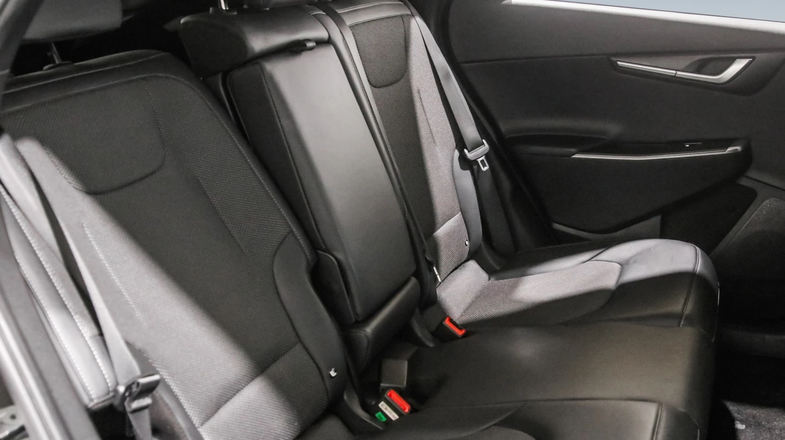Kia EV6 LONG* RANGE* AWD* �������* ������* CARPLAY*  | Mobile.bg � ����������� 15