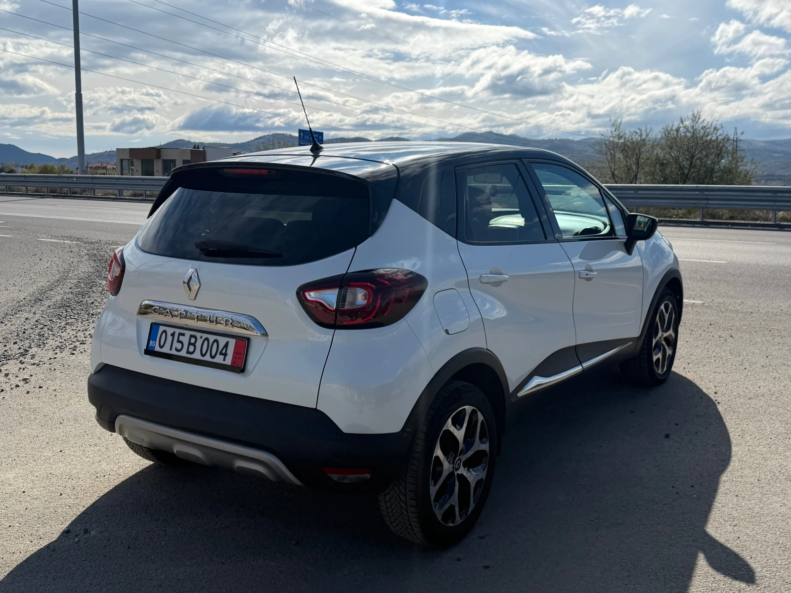 Renault Captur INTENS, снимка 5 - Автомобили и джипове - 56709178