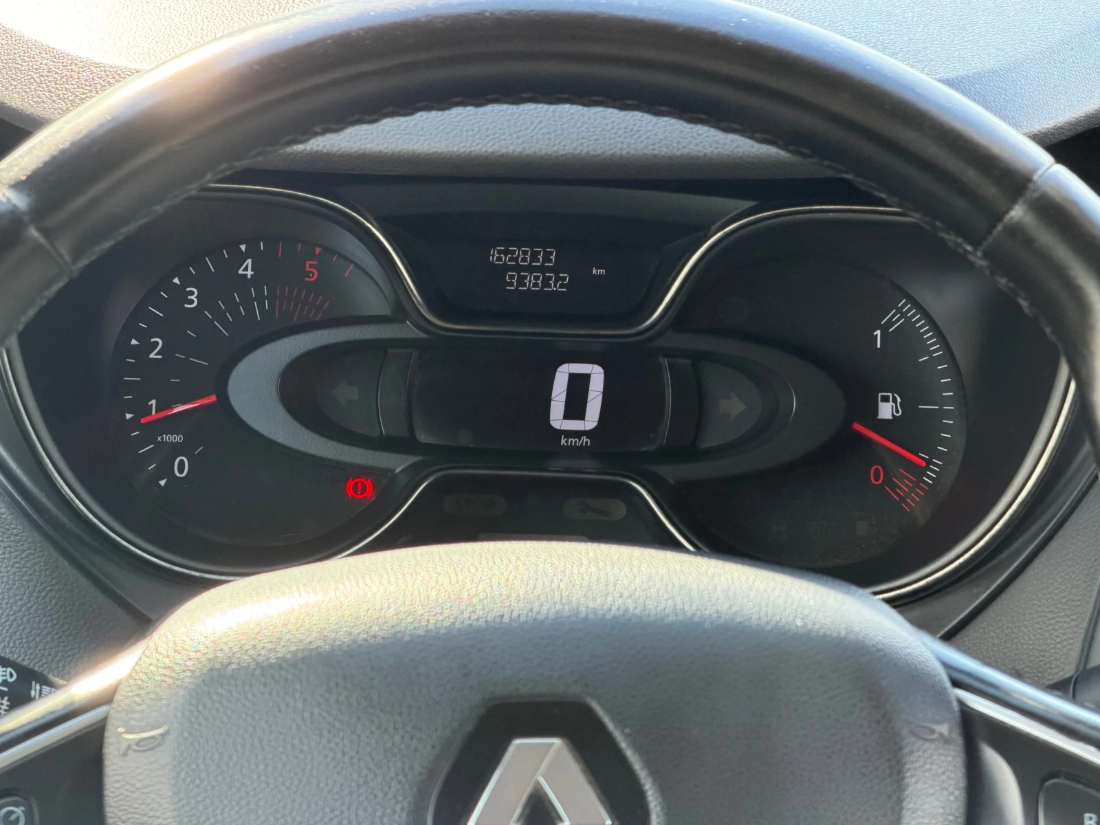 Renault Captur INTENS, снимка 15 - Автомобили и джипове - 56709178