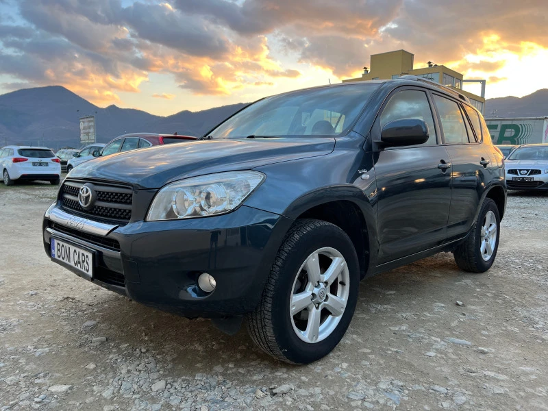 Toyota Rav4 2.2 D-4D 4X4, снимка 1 - Автомобили и джипове - 44340889