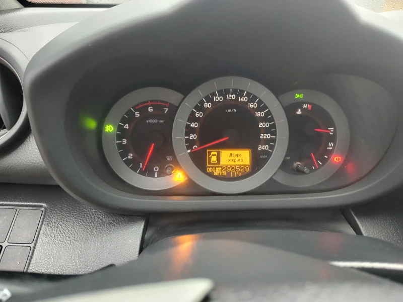 Toyota Rav4 III GEN 2.2D4D 136к.с., снимка 8 - Автомобили и джипове - 52341815
