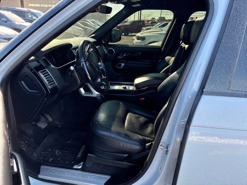 Land Rover Range rover * V8 Supercharged SWB * CARFAX * PANO * KEYLESS * , снимка 5 - Автомобили и джипове - 53567154