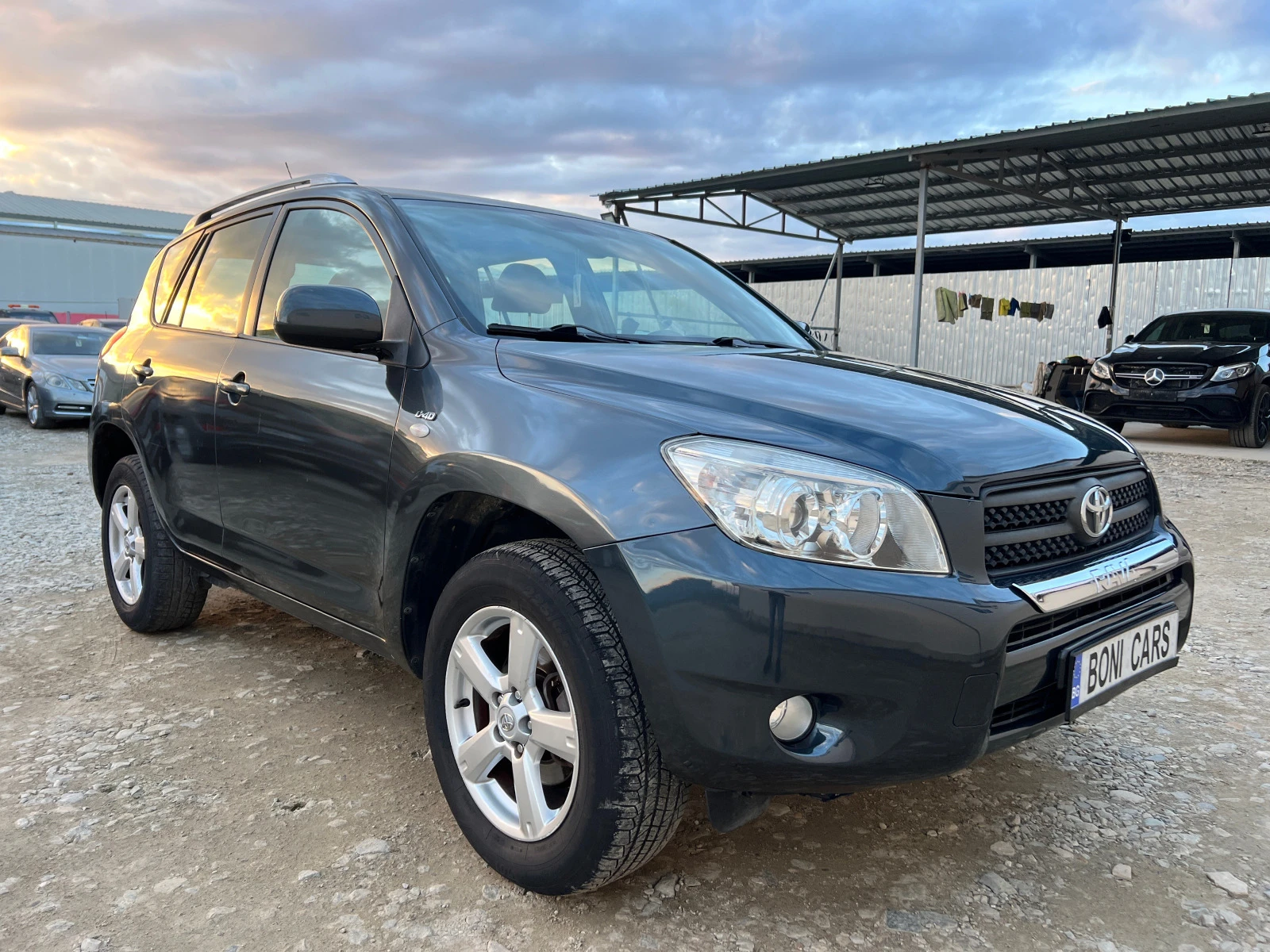 Toyota Rav4 2.2 D-4D 4X4 - изображение 3