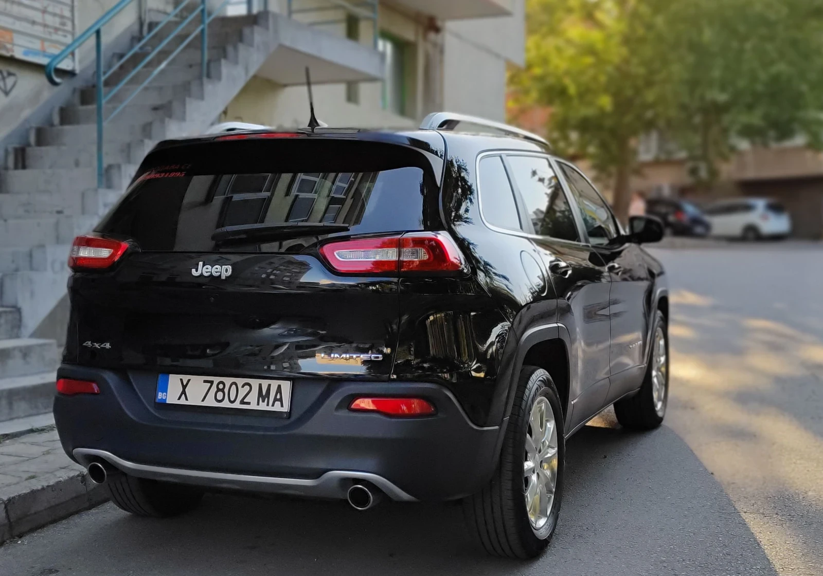 Jeep Cherokee 3.2 V6 LIMITED - изображение 5