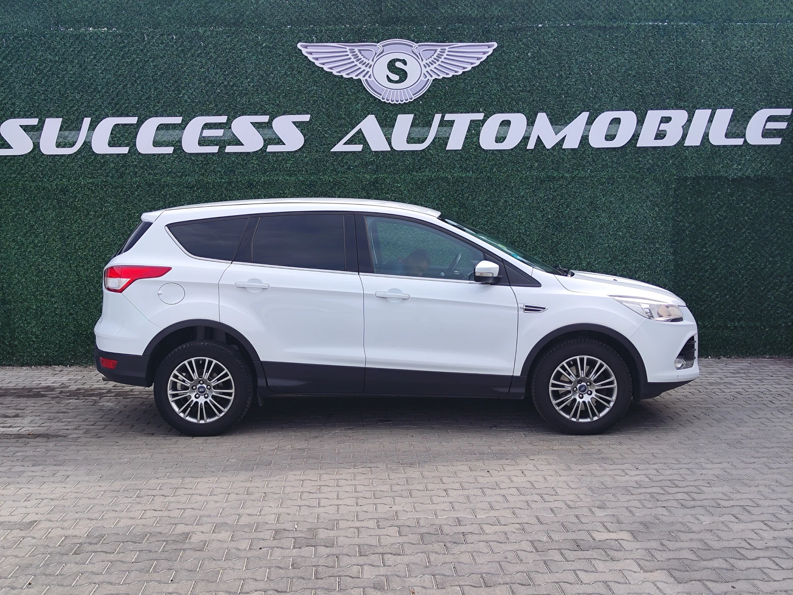 Ford Kuga NAVI* PODGREV* LIZING - изображение 3