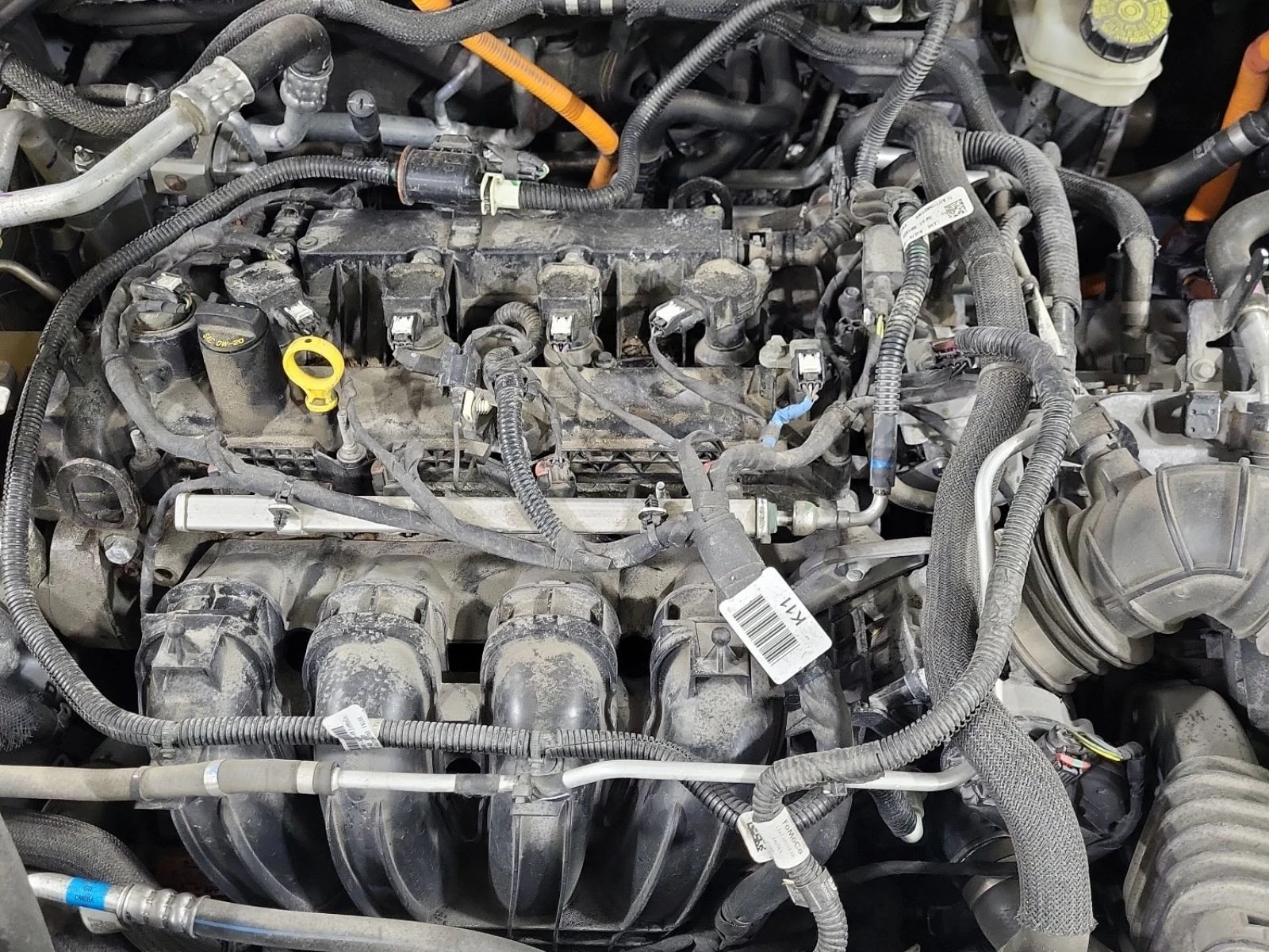 Ford Escape Titanium Plug-In Hybrid CARFAX    | Mobile.bg   12