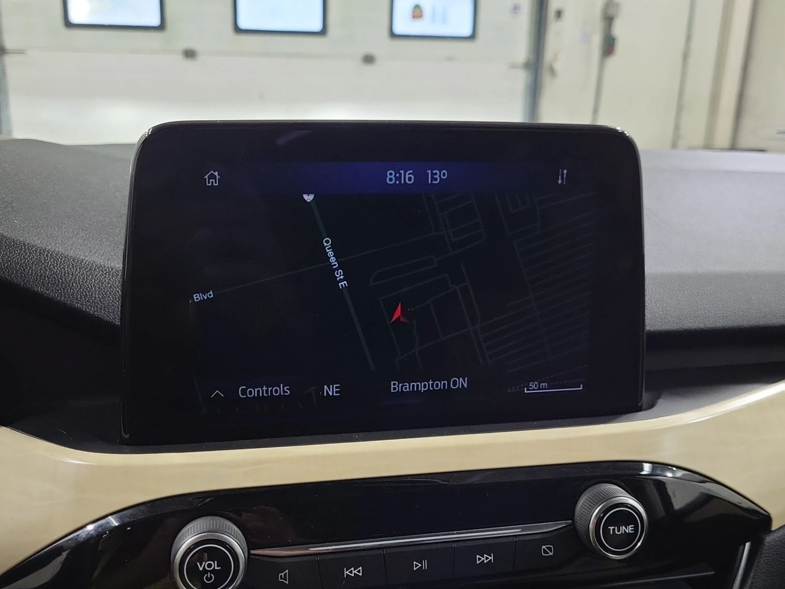 Ford Escape Titanium Plug-In Hybrid CARFAX    | Mobile.bg   9