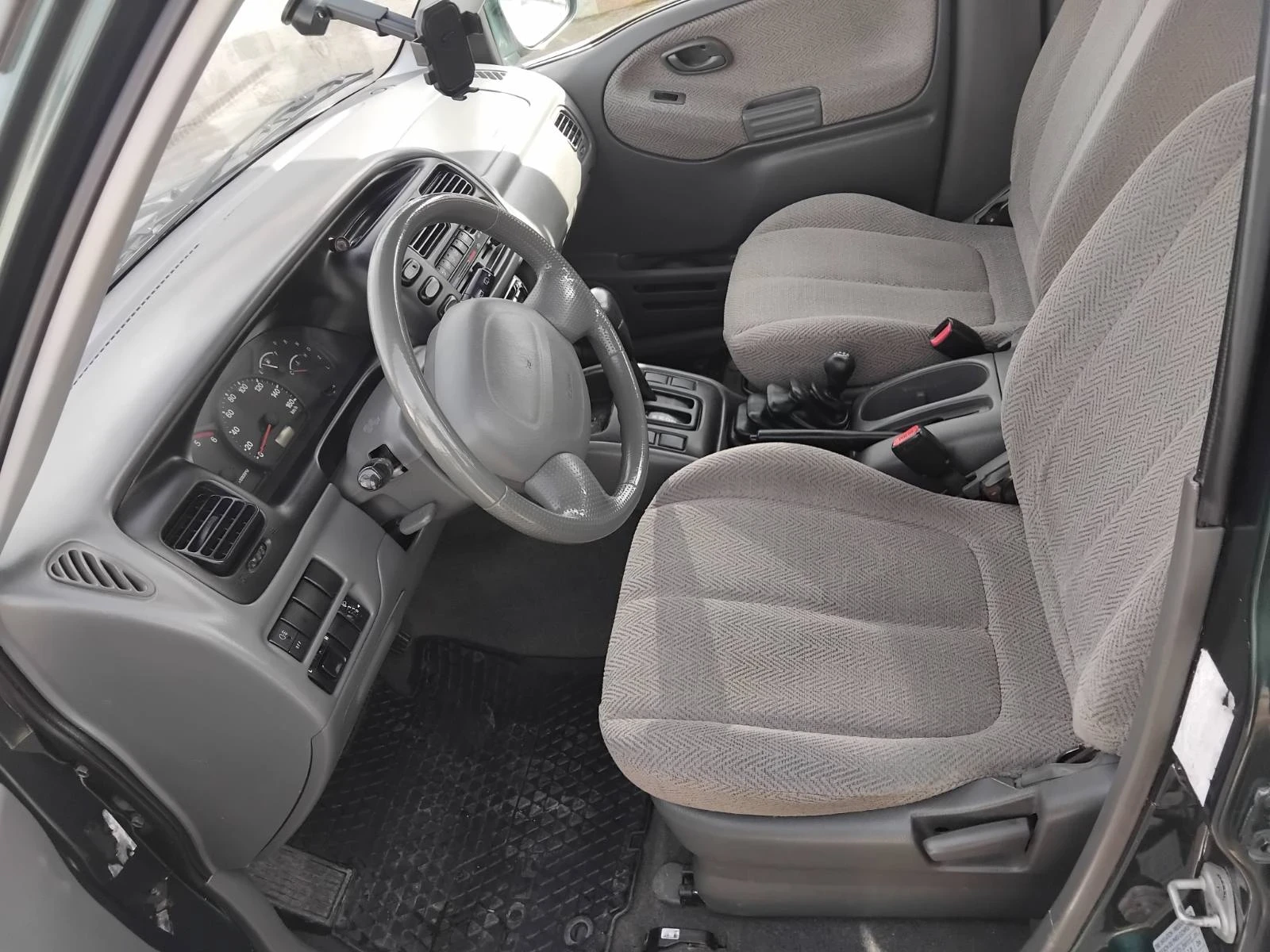 Suzuki Grand vitara 2.0tdi - изображение 3