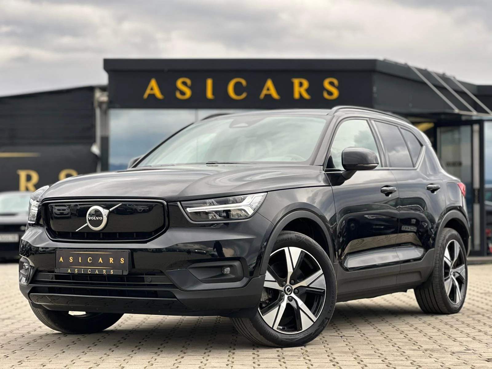 Volvo XC40 / R-DESIGN / 4X4 / 408 HP / 78 KWH / TOP /  | Mobile.bg � ����������� 1