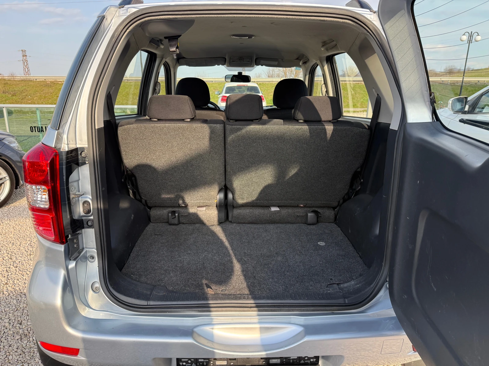 Daihatsu Terios 1.3i, 4x4, снимка 15 - Автомобили и джипове - 53711781