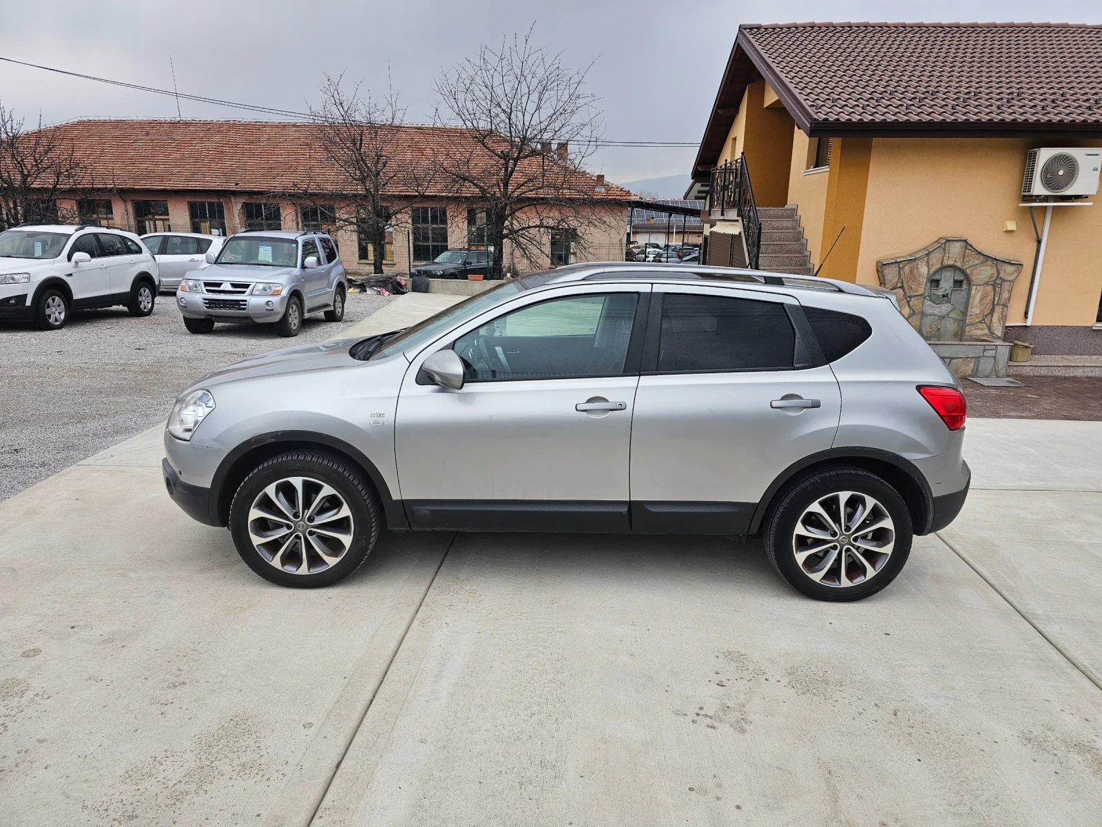 Nissan Qashqai 1.6бен...115к.с. - изображение 4