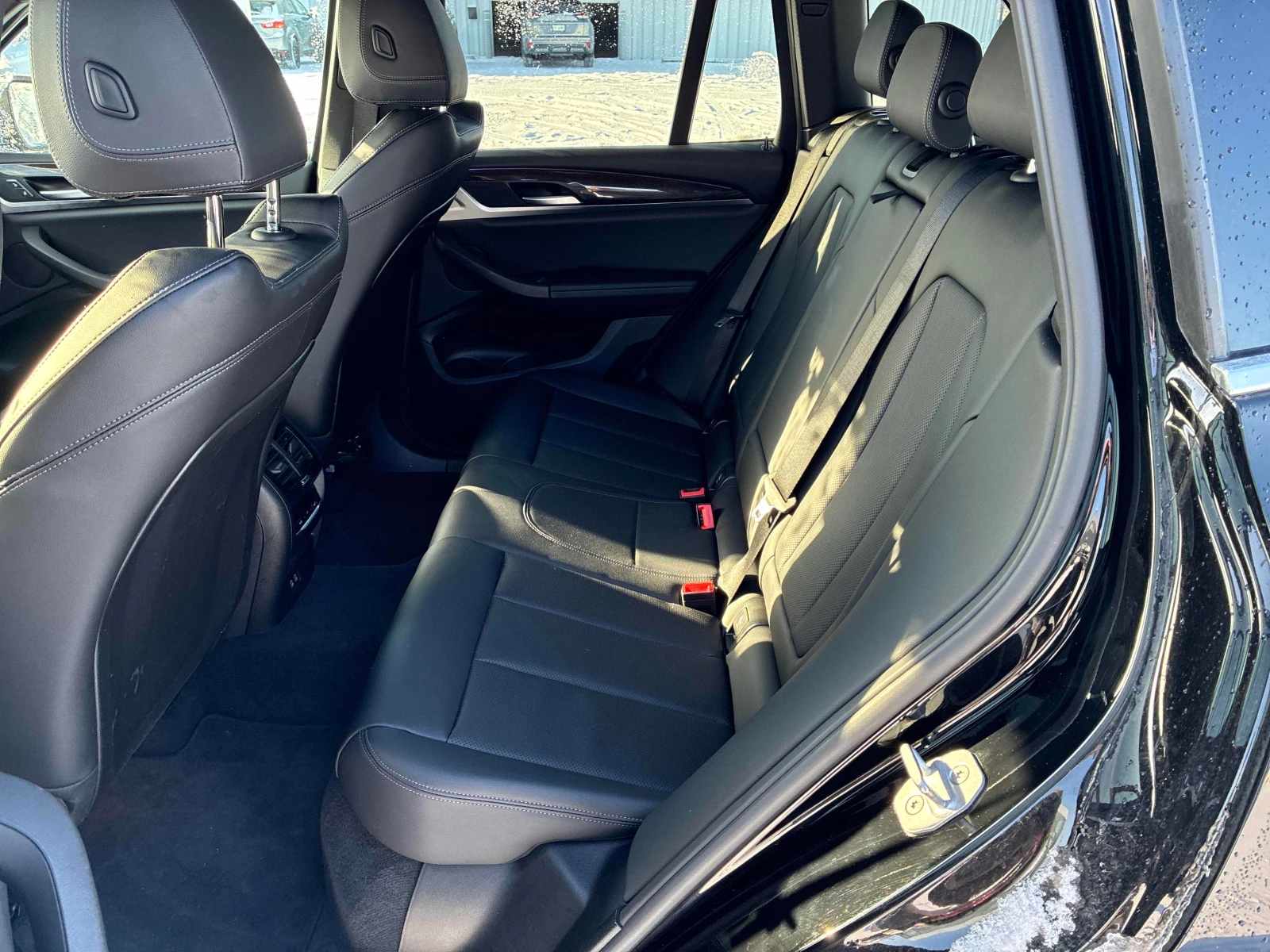 BMW X3 * * CARFAX * * АВТО КРЕДИТ * * , снимка 7 - Автомобили и джипове - 54070175