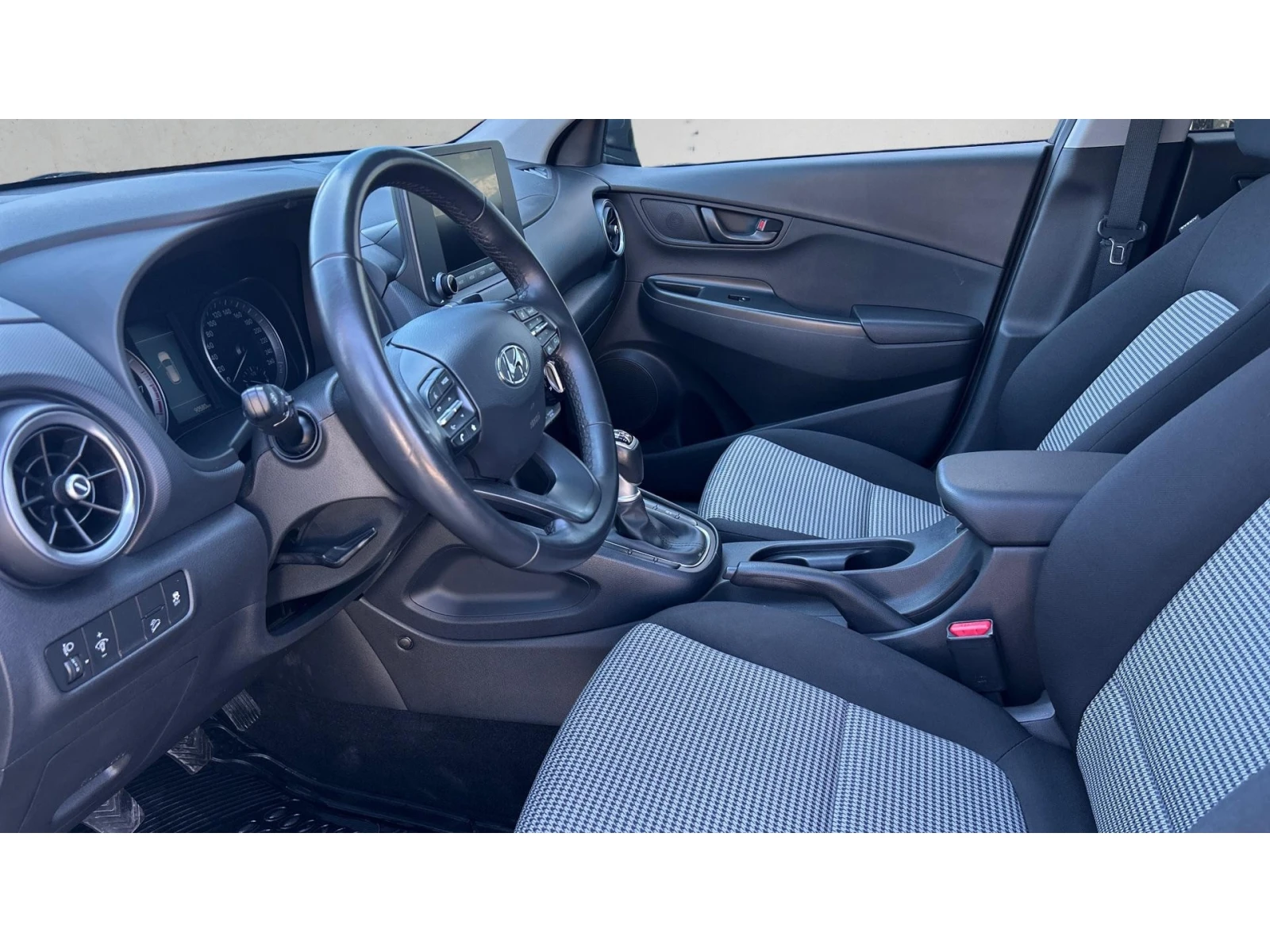 Hyundai Kona 1. 0T-GDI, Месечна вноска от 170  , снимка 12 - Автомобили и джипове - 54147648