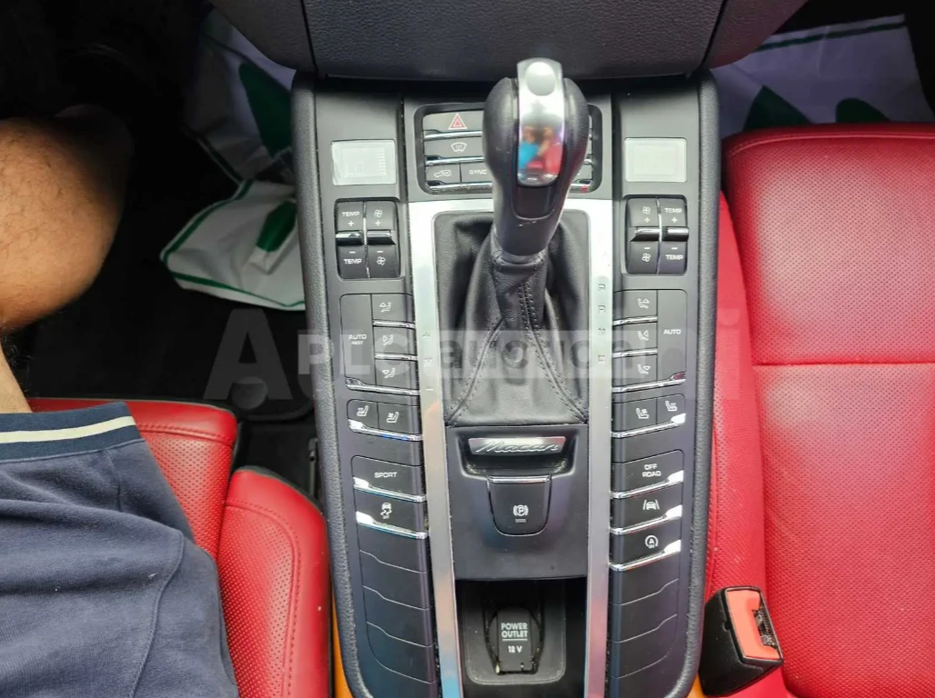 Porsche Macan MACAN S , снимка 10 - Автомобили и джипове - 54161121