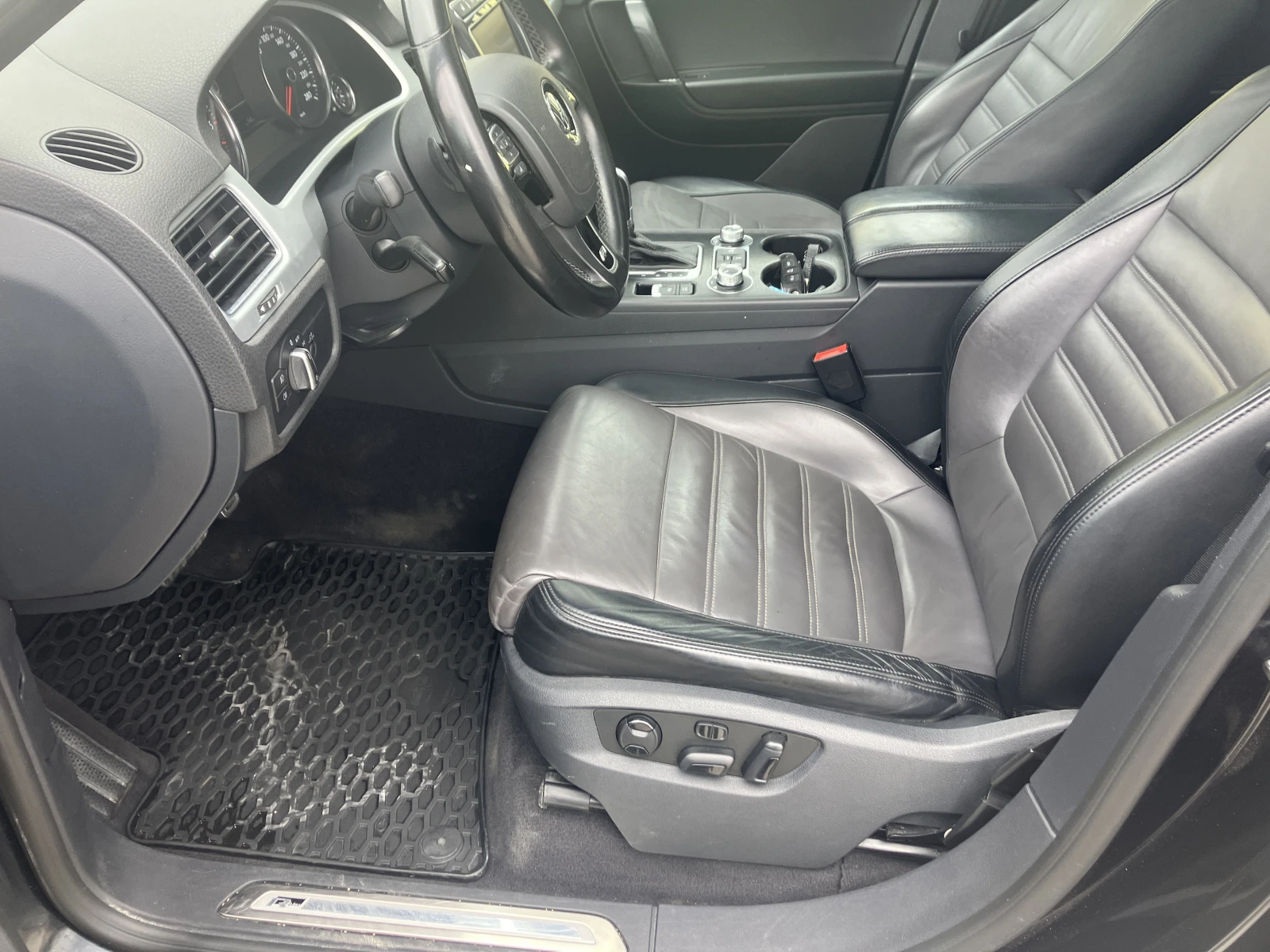 VW Touareg N1 3.0TDi V6 , снимка 5 - Автомобили и джипове - 54296945