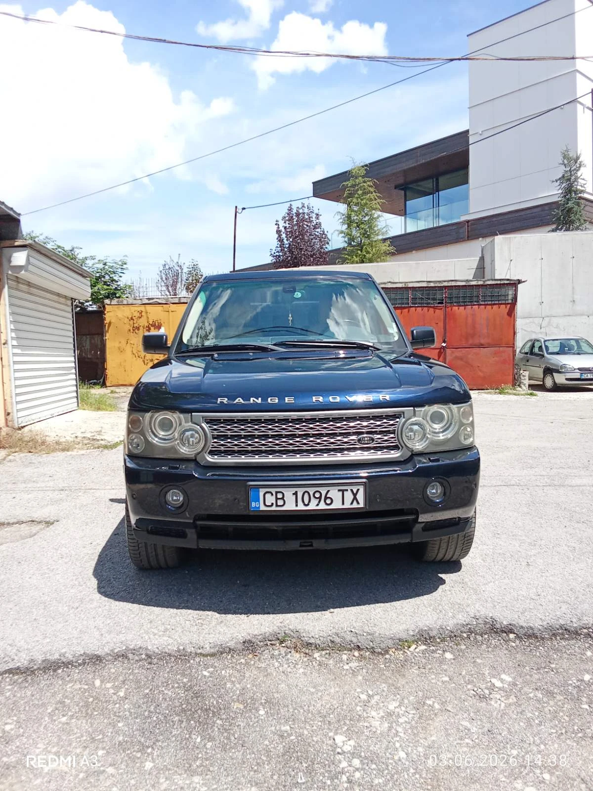 Land Rover Range rover Vogue 3.6 V8, снимка 2 - Автомобили и джипове - 54776618