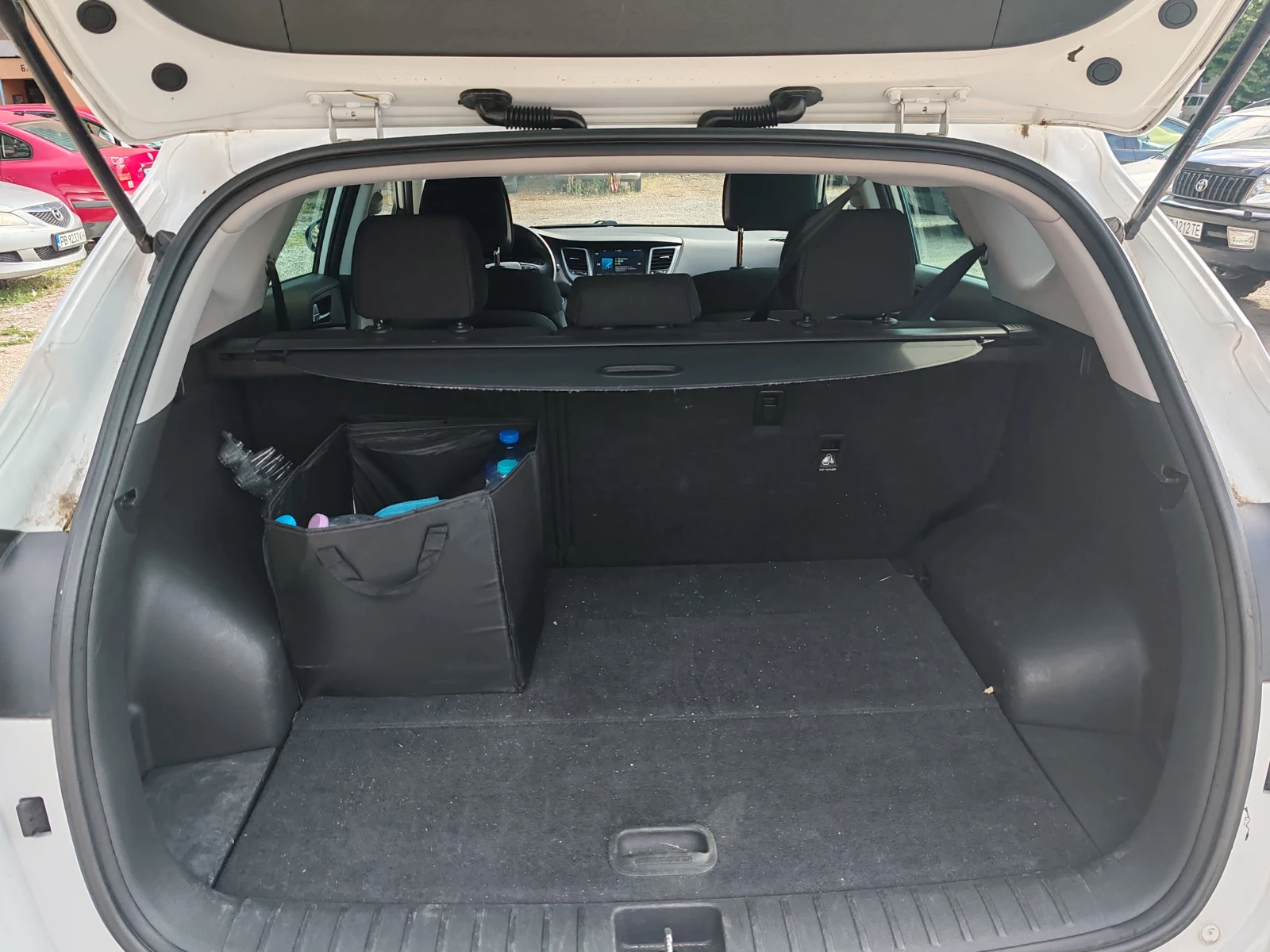 Hyundai Tucson IX35, снимка 5 - Автомобили и джипове - 55275525