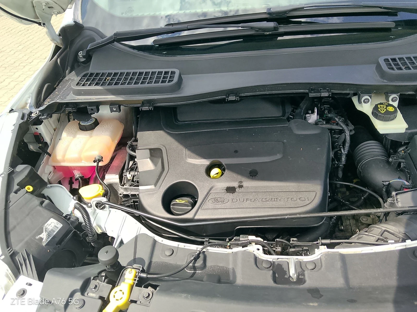 Ford Kuga 2.0d, снимка 12 - Автомобили и джипове - 55693448