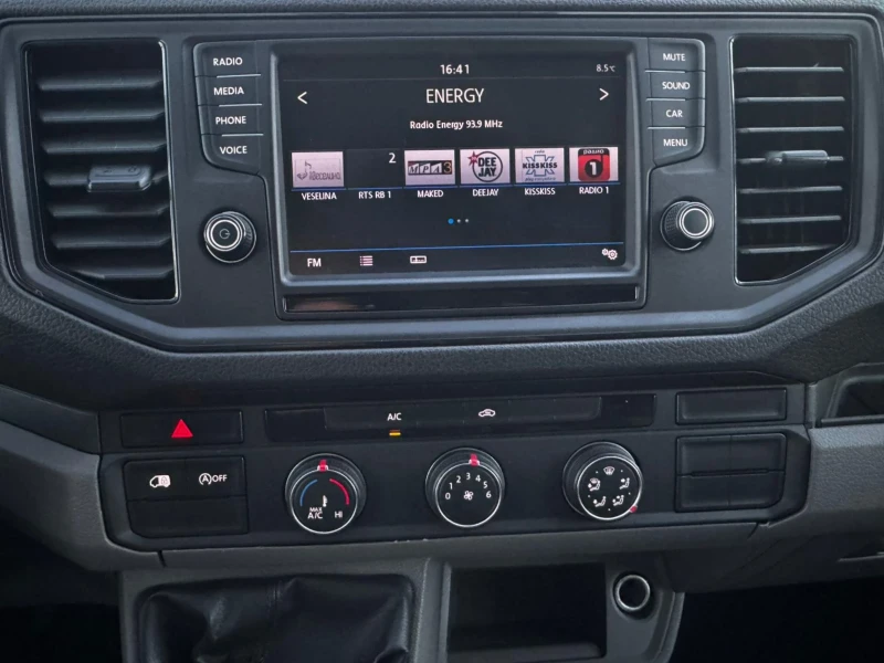 VW Crafter 2.0TDI, КЛИМАТИК, ЕВРО 6, 201500 км, с ДДС, снимка 15 - Бусове и автобуси - 52744941