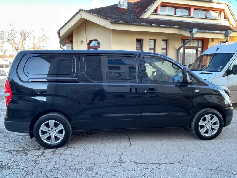 Hyundai H1 2.5CRDI 170k.c. ДВЕ СТРАНИЧНИ ВРАТИ, снимка 4 - Бусове и автобуси - 53261205