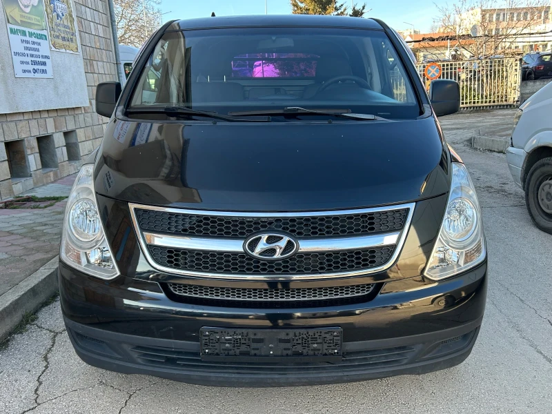 Hyundai H1 2.5CRDI 170k.c. ДВЕ СТРАНИЧНИ ВРАТИ, снимка 2 - Бусове и автобуси - 53261205