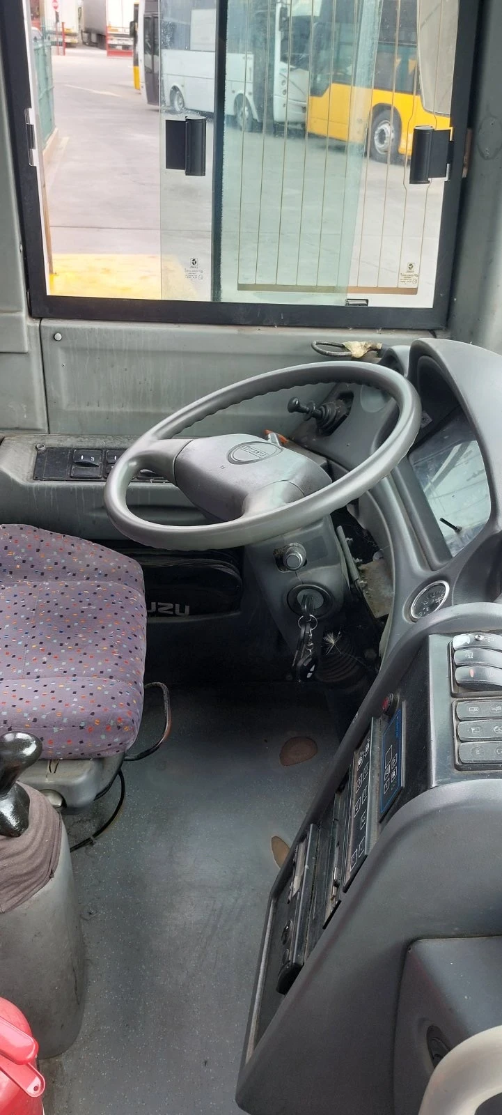 Isuzu Novocitti  - изображение 3
