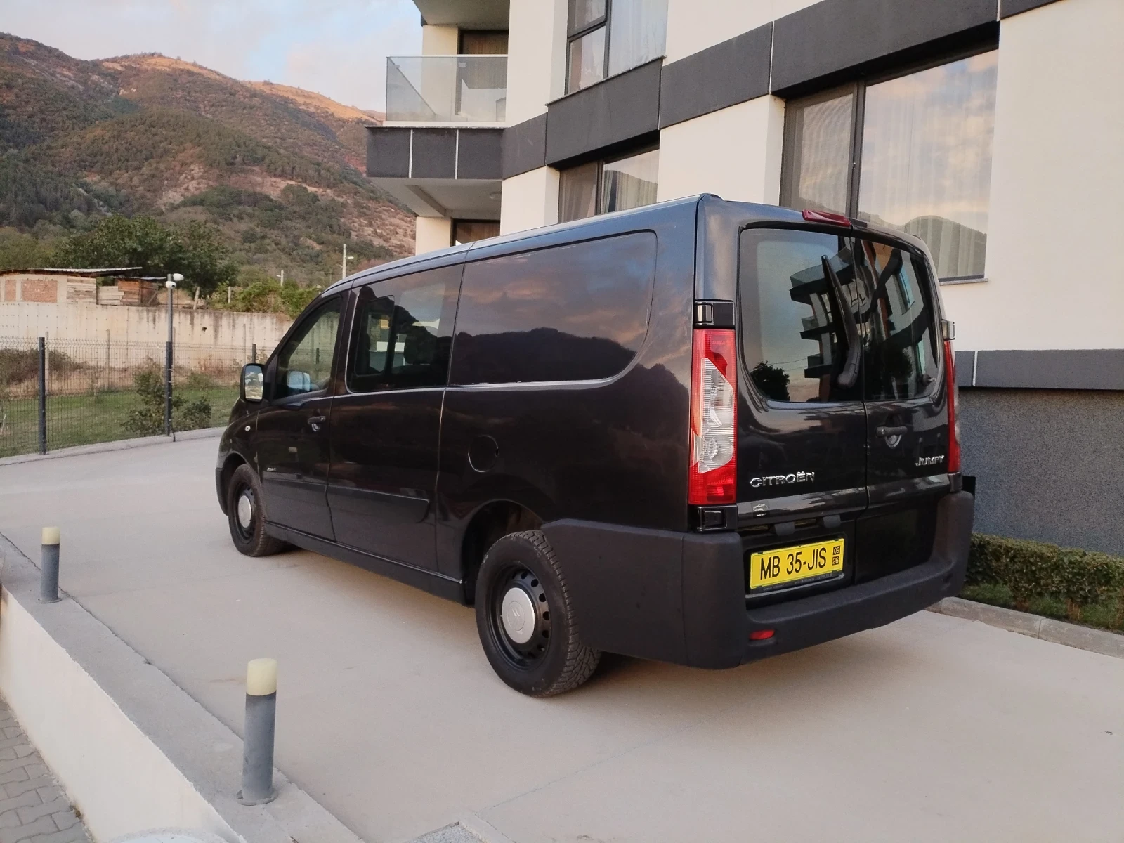 Citroen Jumpy 2.0 HDI 120hp 6ск Климатик 6+ 1 Макси База, снимка 9 - Бусове и автобуси - 56260631