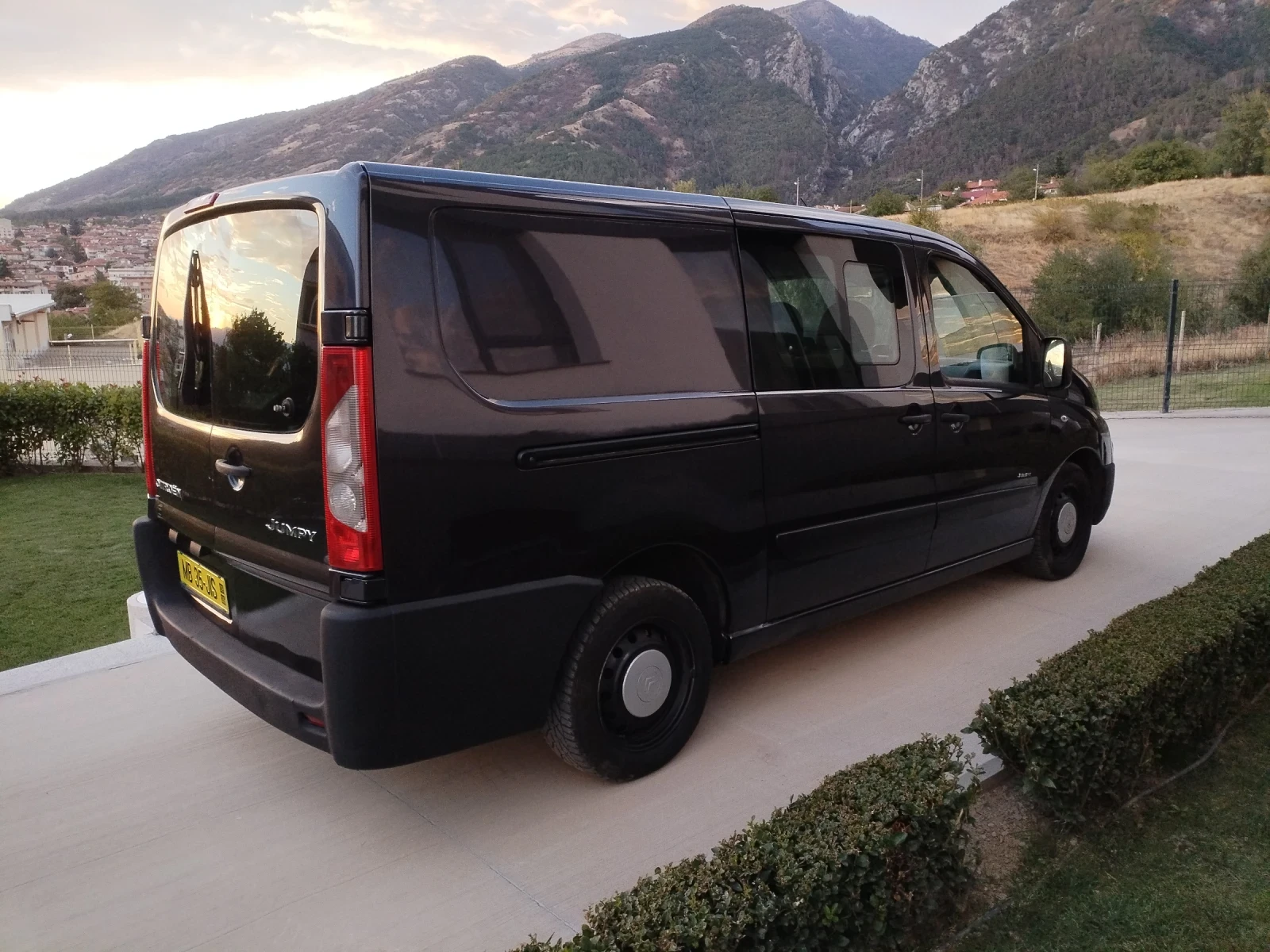 Citroen Jumpy 2.0 HDI 120hp 6ск Климатик 6+ 1 Макси База, снимка 5 - Бусове и автобуси - 56260631