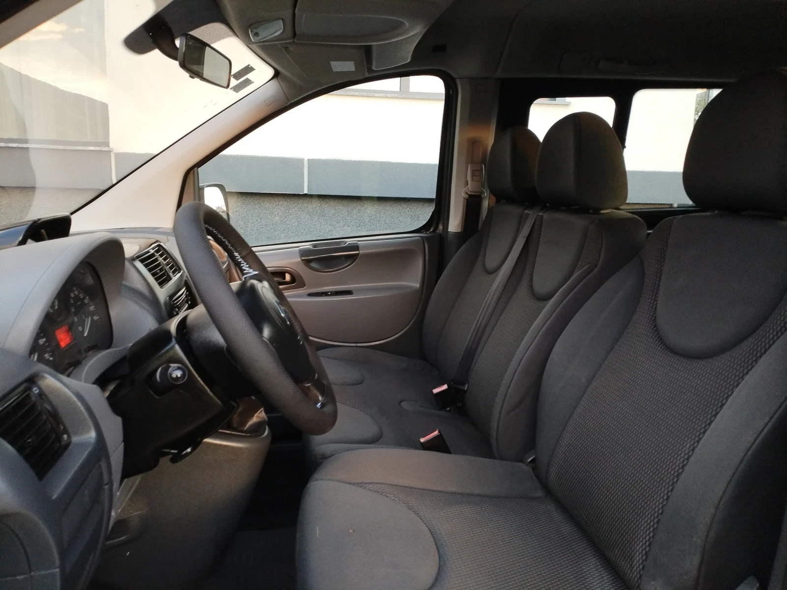 Citroen Jumpy 2.0 HDI 120hp 6ск Климатик 6+ 1 Макси База, снимка 10 - Бусове и автобуси - 56260631