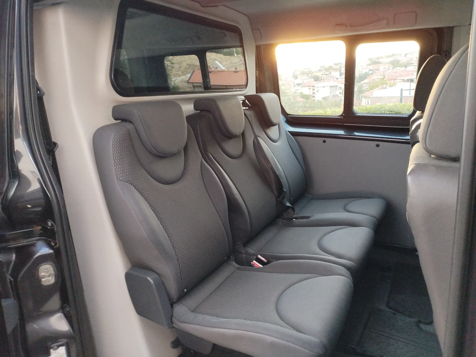 Citroen Jumpy 2.0 HDI 120hp 6ск Климатик 6+ 1 Макси База, снимка 13 - Бусове и автобуси - 56260631