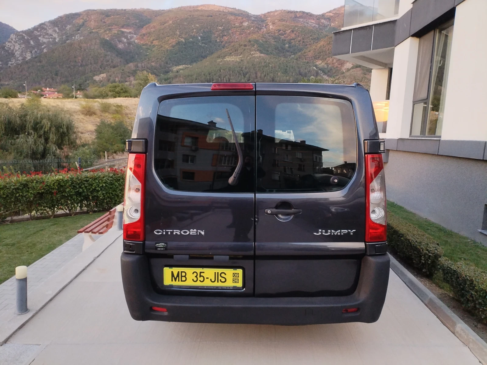 Citroen Jumpy 2.0 HDI 120hp 6ск Климатик 6+ 1 Макси База, снимка 7 - Бусове и автобуси - 56260631