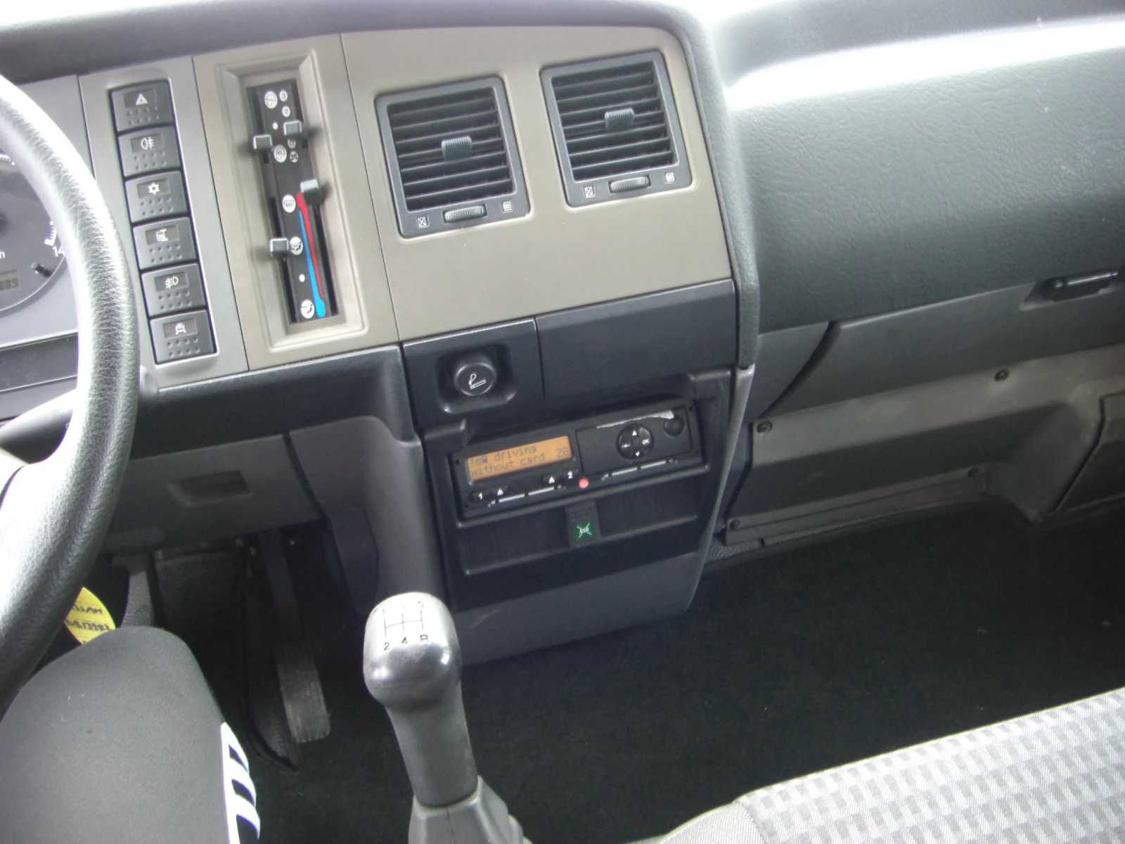 Nissan Atleon 4.0TDI KLIMA   | Mobile.bg   11