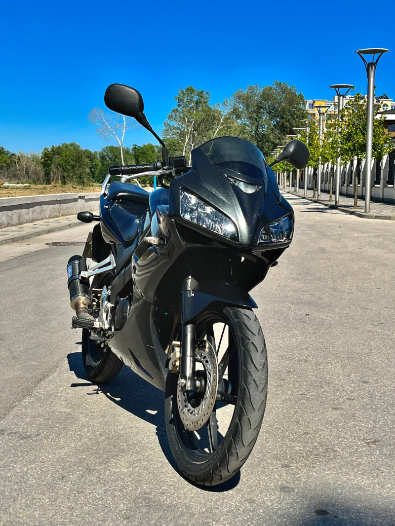 Honda Cbr 125 R, снимка 2 - Мотоциклети и мототехника - 46416913