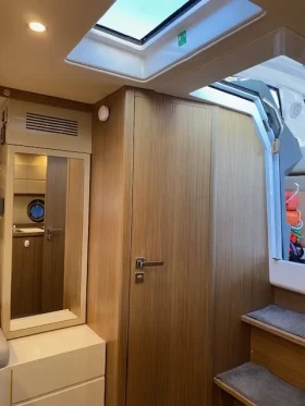 Моторна яхта Azimut Atlantis 34, снимка 16