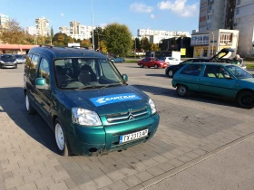 Peugeot Partner Citroen Berlingo фар ляв десен комплект, снимка 1